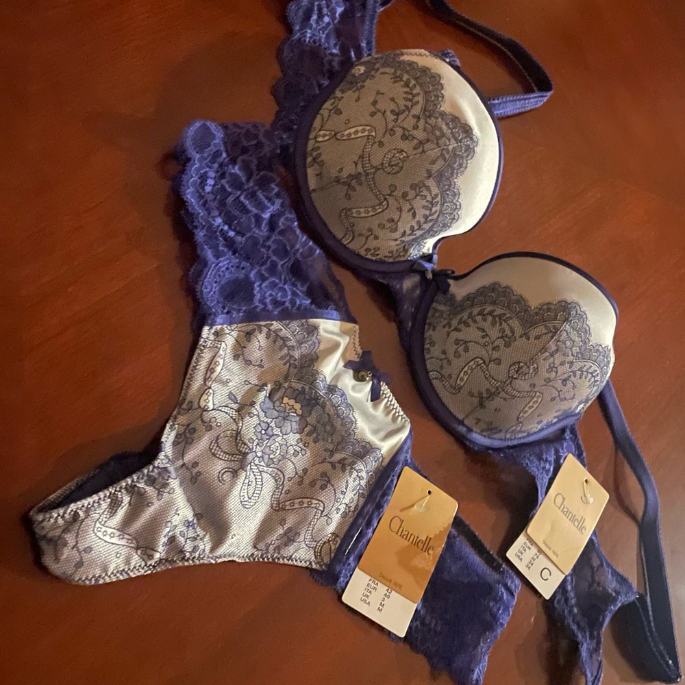 Chantelle Deep Purple Lace Push-Up Bra & Thong Set